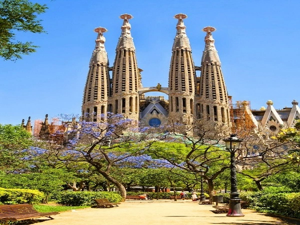 Sagrada Familia Barcelona Admission Tickets