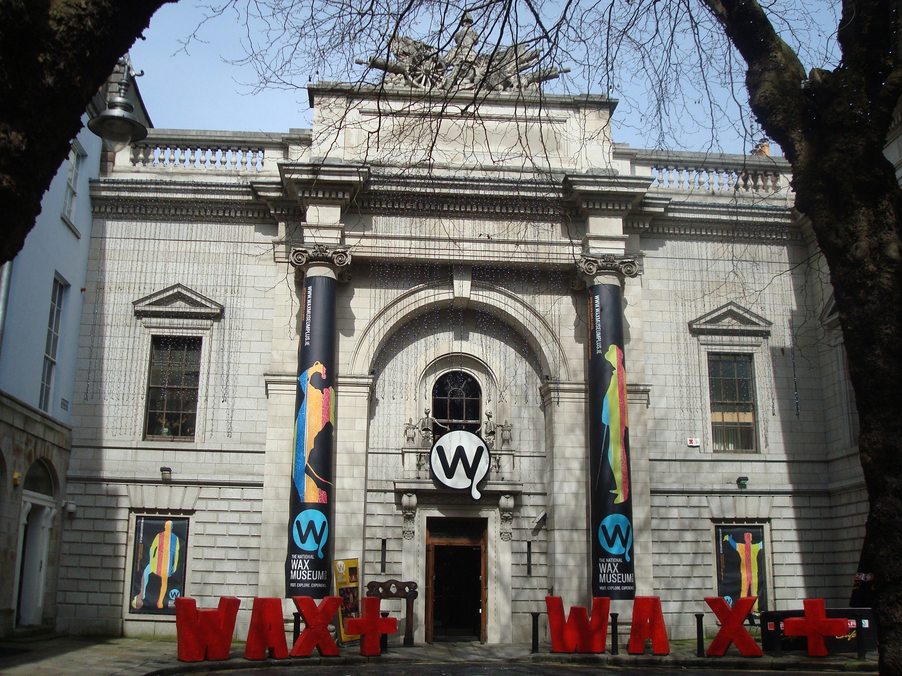 National Wax Museum Plus Ticket