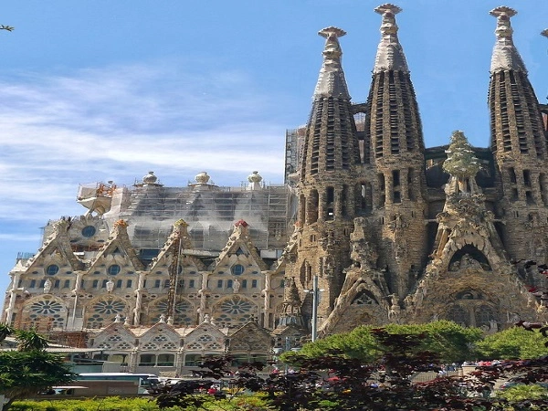 Sagrada Familia Barcelona Admission Tickets
